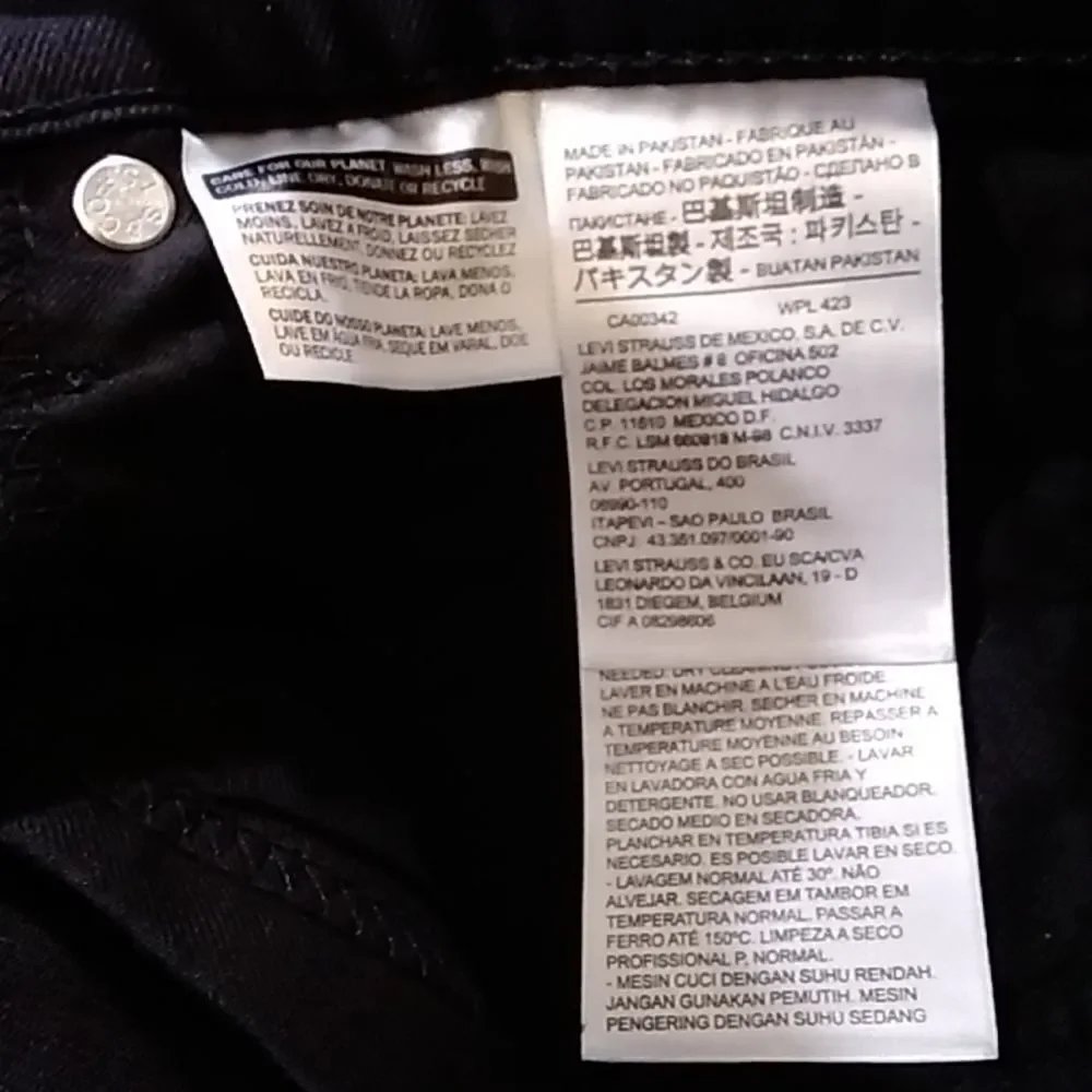 Vintage Levi’s 502 Men Jeans Size W38 L30